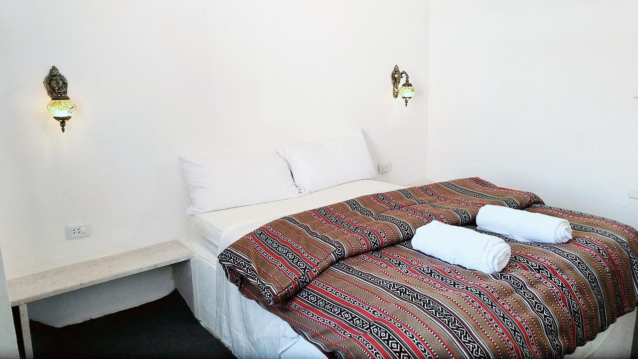 Petra Bedouin Bed And Breakfast Wadi Musa Exteriör bild