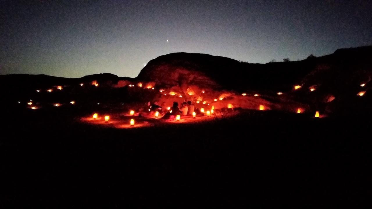 Petra Bedouin Bed And Breakfast Wadi Musa Exteriör bild